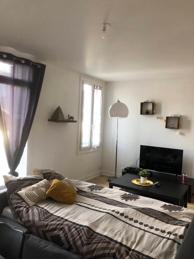 Appartement Avec Terrasse, Parking Gratuit 페리괴 외부 사진